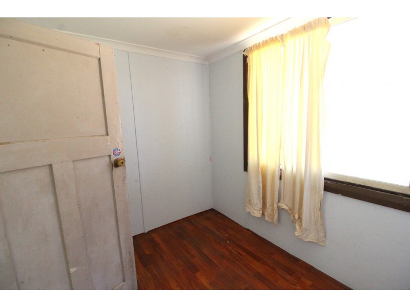 2 Read Street, Green Head WA 6514