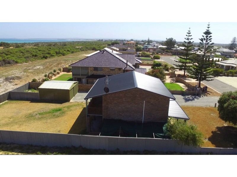 30 Coubrough Place, Jurien Bay WA 6516