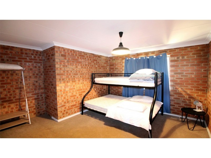 30 Coubrough Place, Jurien Bay WA 6516