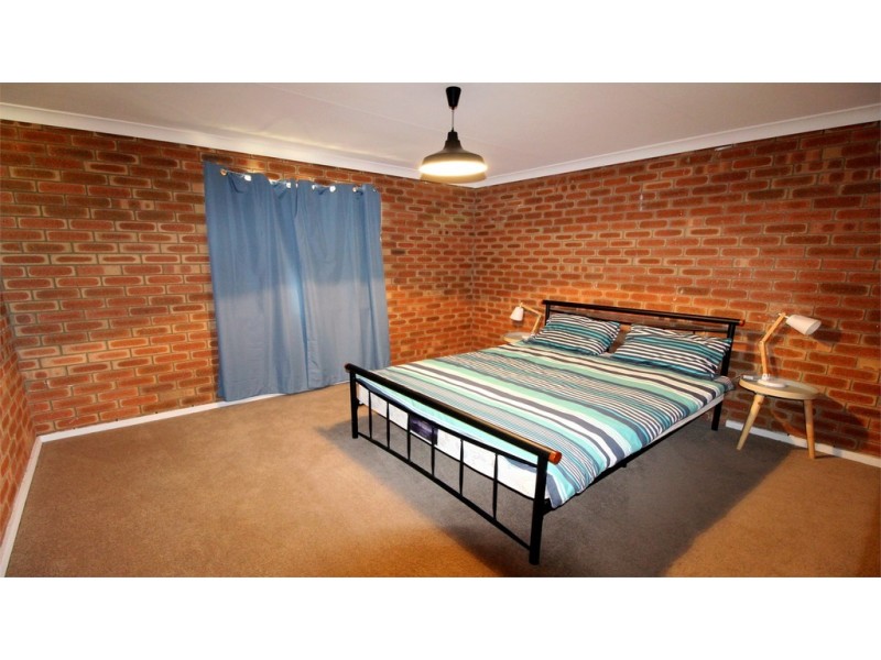 30 Coubrough Place, Jurien Bay WA 6516