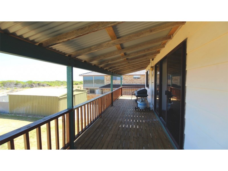 30 Coubrough Place, Jurien Bay WA 6516