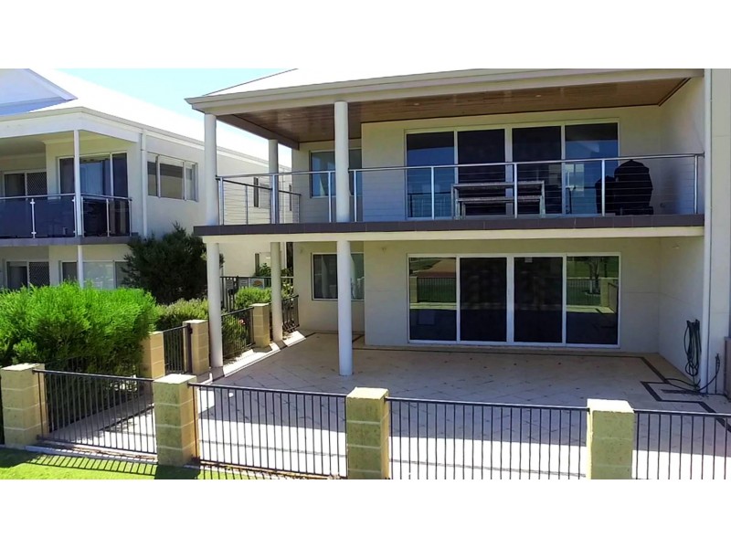 Unit 2, 11 Heaton Street, Jurien Bay WA 6516
