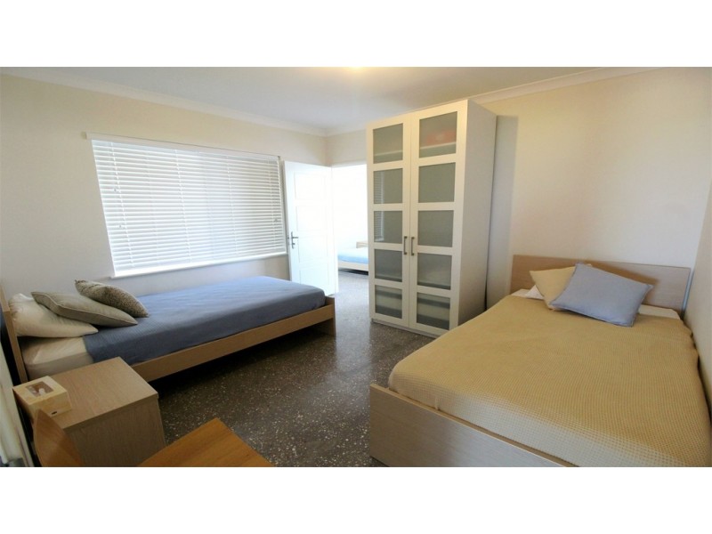 Unit 2, 11 Heaton Street, Jurien Bay WA 6516