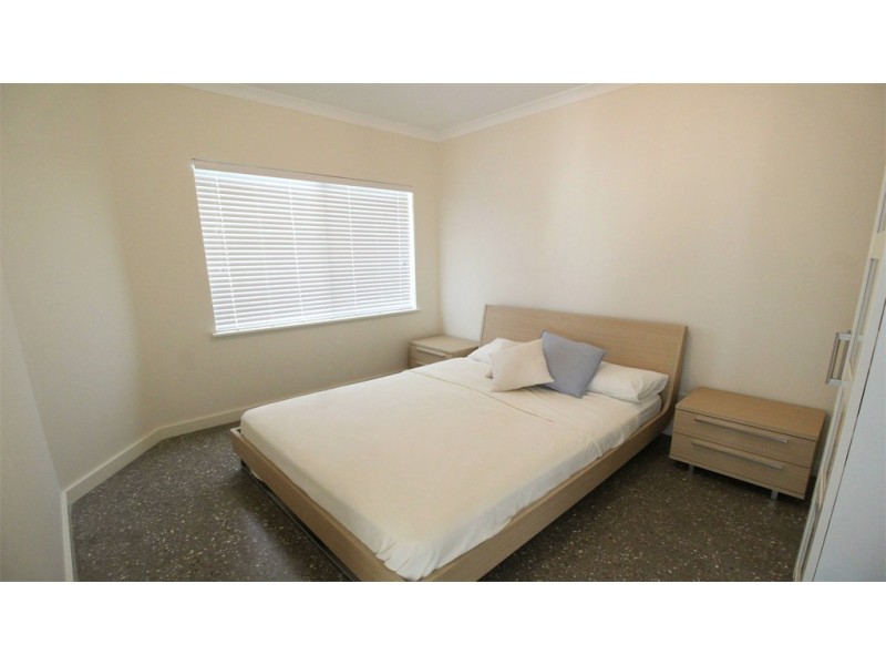 Unit 2, 11 Heaton Street, Jurien Bay WA 6516