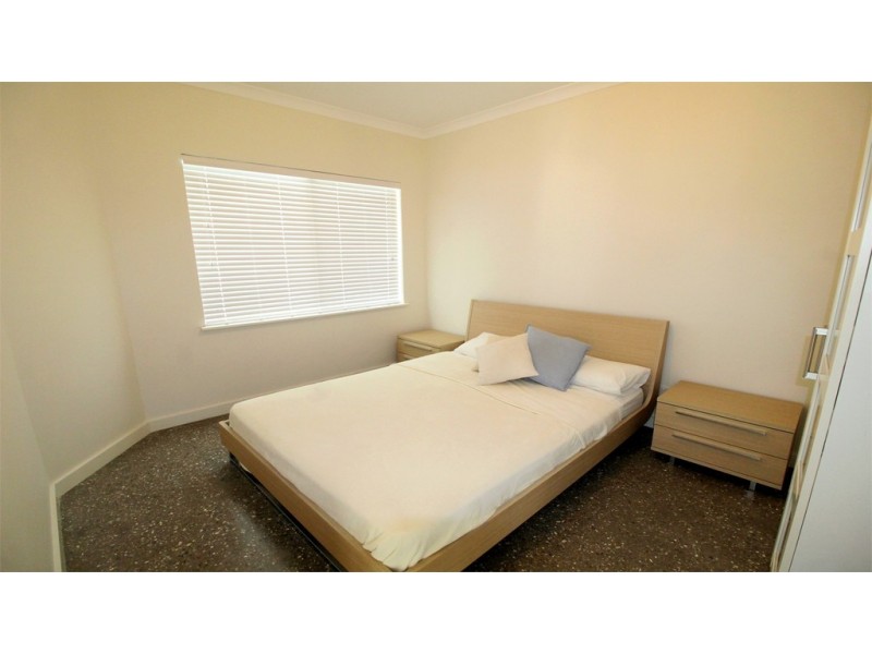 Unit 2, 11 Heaton Street, Jurien Bay WA 6516