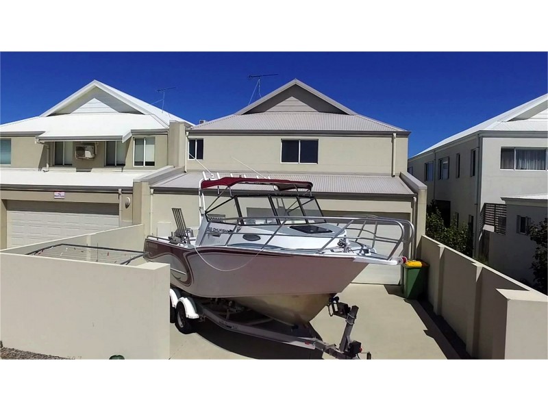 Unit 2, 11 Heaton Street, Jurien Bay WA 6516