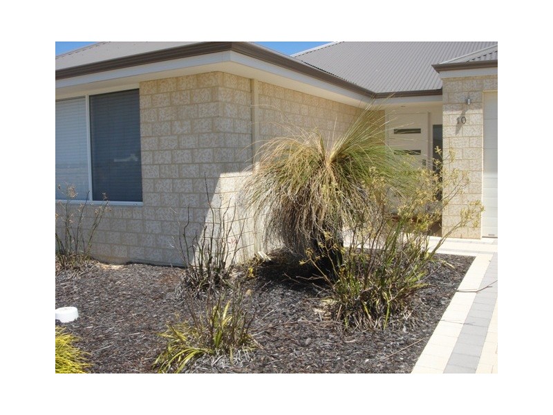 10 Parakeet Bend, Jurien Bay WA 6516