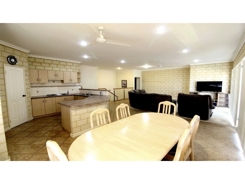 22 Bluewater Drive, Jurien Bay WA 6516