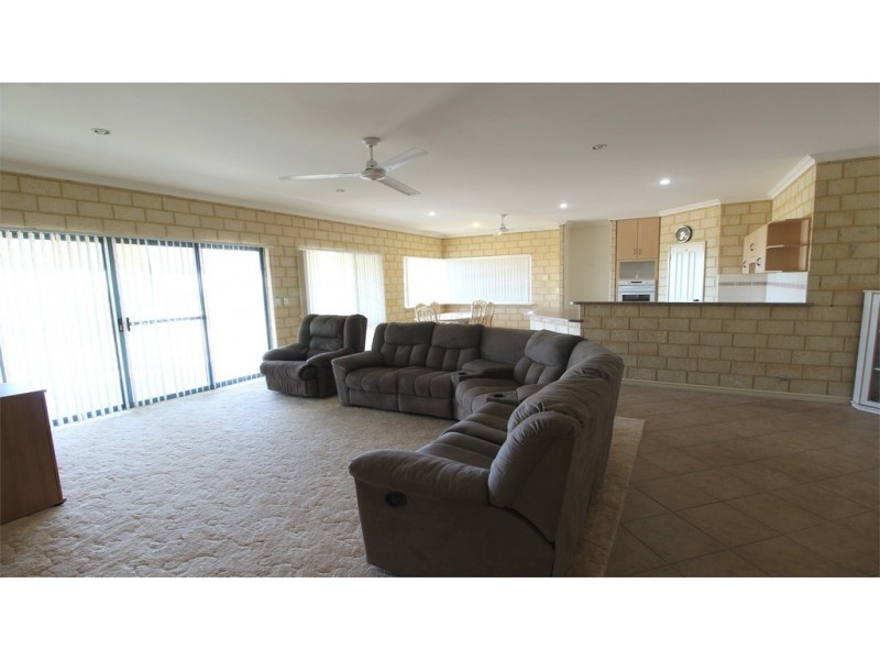 22 Bluewater Drive, Jurien Bay WA 6516