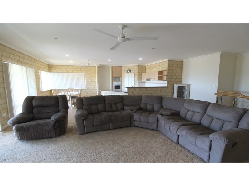 22 Bluewater Drive, Jurien Bay WA 6516