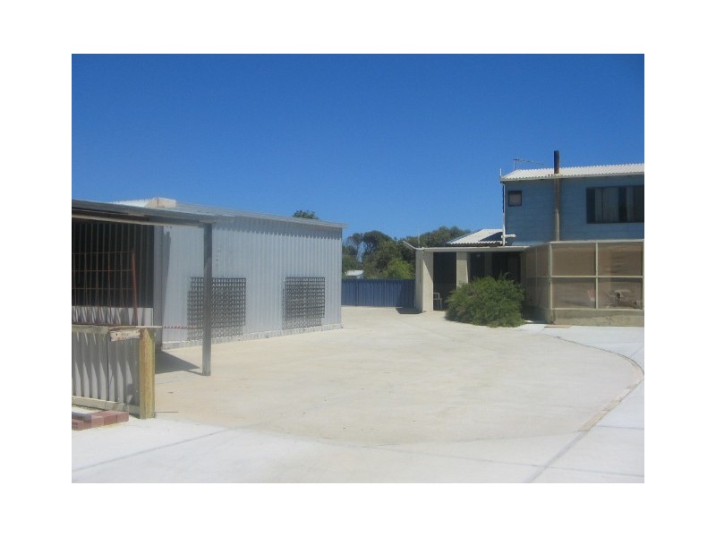 4 McGilp St, Green Head WA 6514