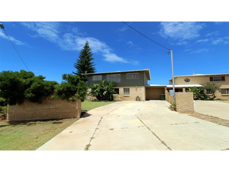 27A Coubrough Place, Jurien Bay WA 6516