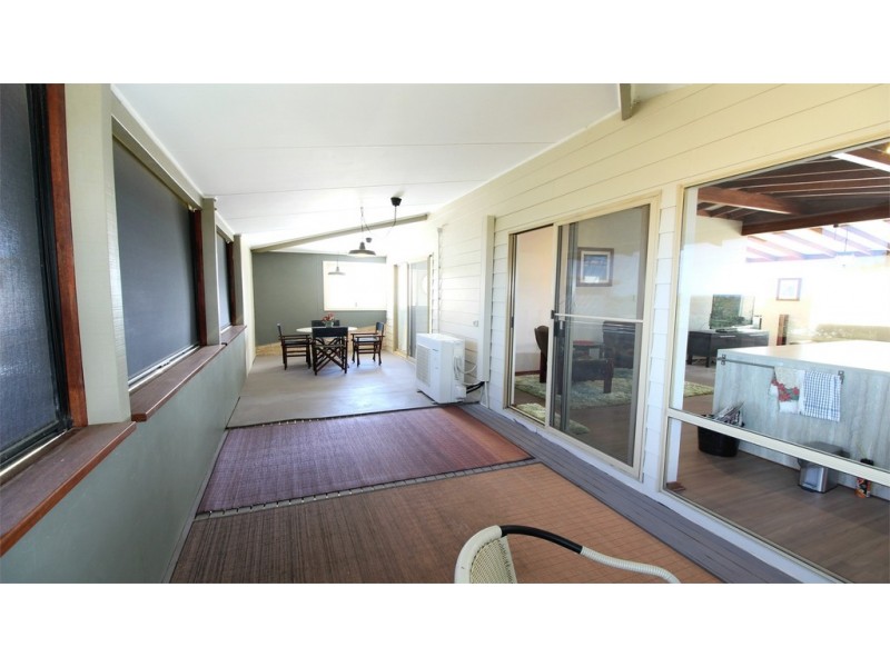 27A Coubrough Place, Jurien Bay WA 6516