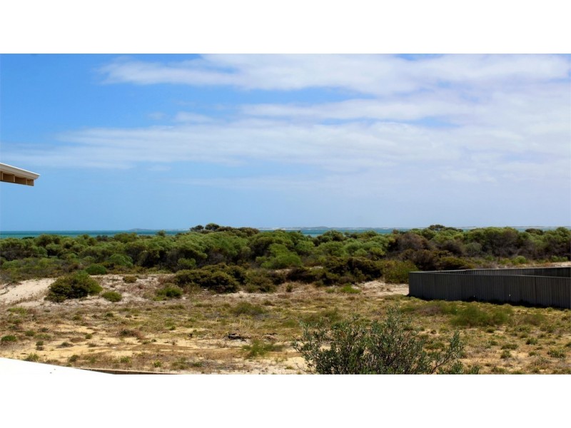 27A Coubrough Place, Jurien Bay WA 6516