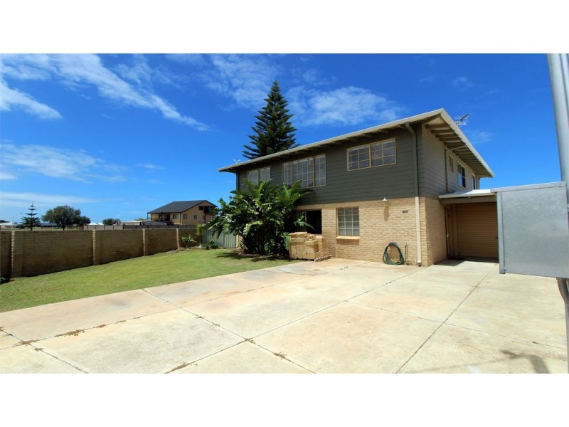 27A Coubrough Place, Jurien Bay WA 6516