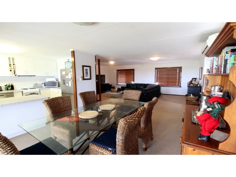 26 Bluewater Drive, Jurien Bay WA 6516