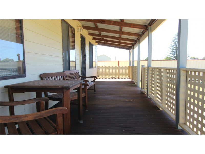 12 Heitman Close, Jurien Bay WA 6516