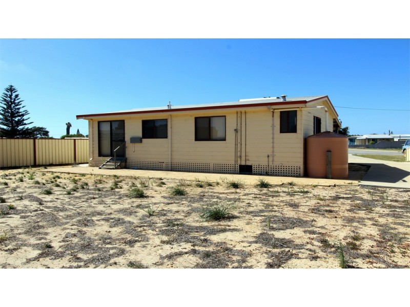 12 Heitman Close, Jurien Bay WA 6516