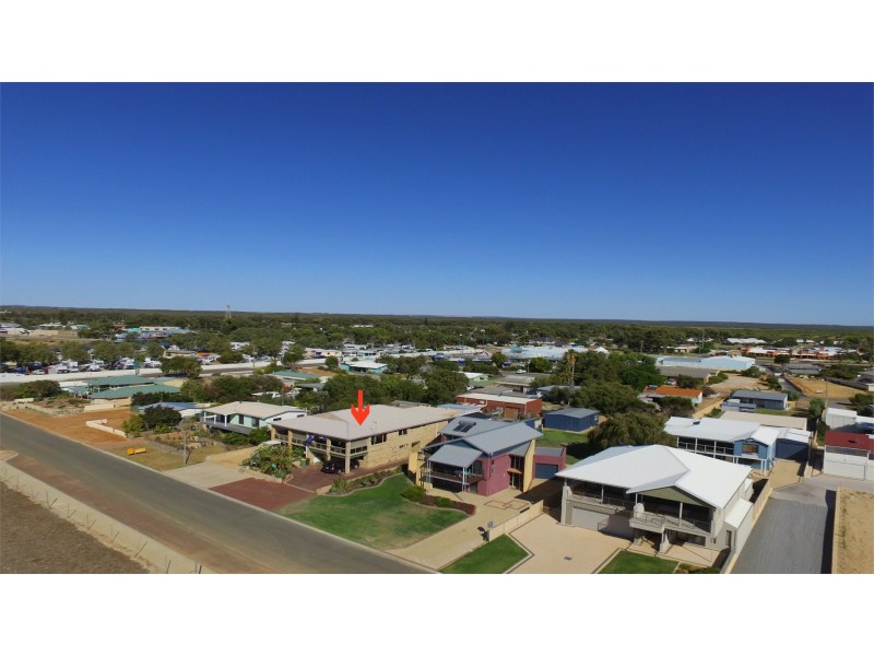 1/5 Grigson Street, Jurien Bay WA 6516