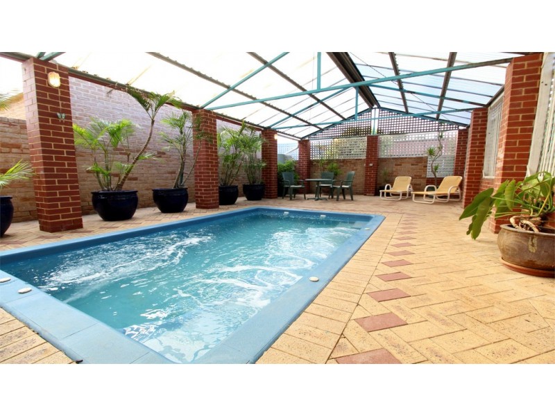 1/5 Grigson Street, Jurien Bay WA 6516