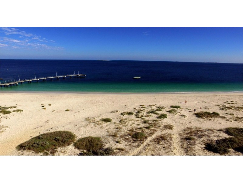 1/5 Grigson Street, Jurien Bay WA 6516