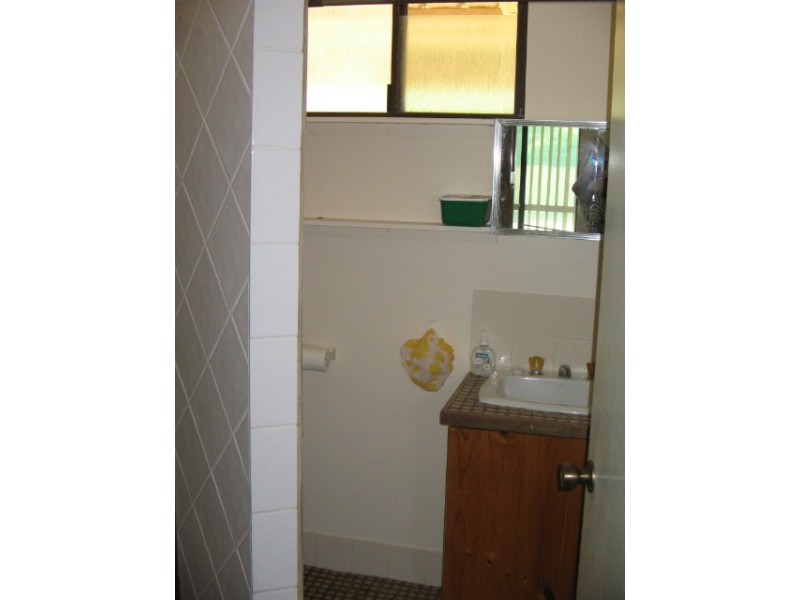 13 Rowlands Rd, Green Head WA 6514