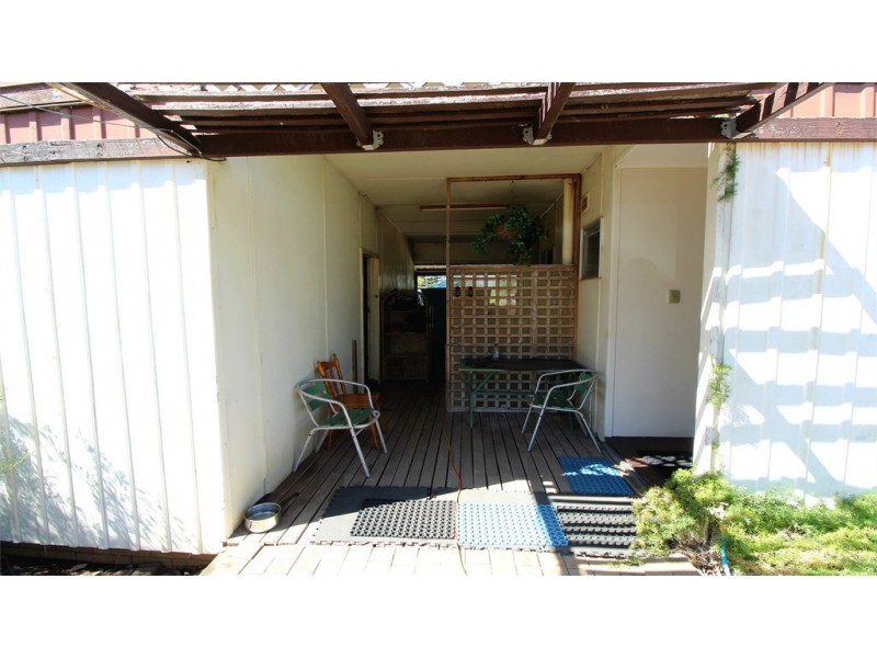 17 Sandland Street, Jurien Bay WA 6516