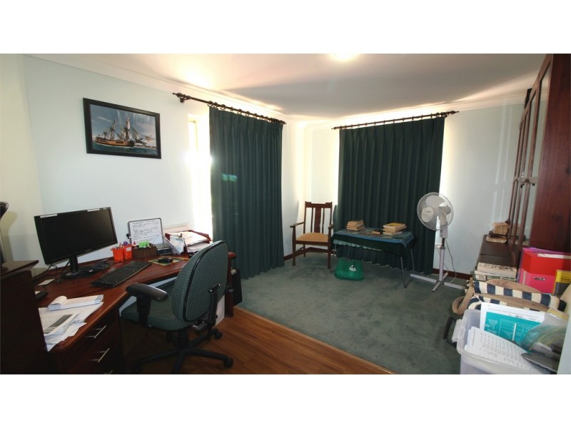 20 Heales Way, Green Head WA 6514