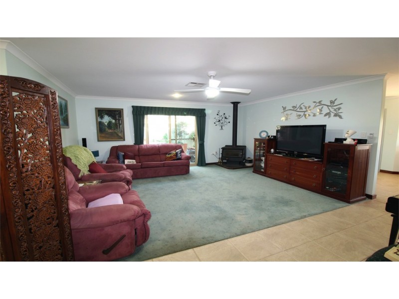 20 Heales Way, Green Head WA 6514