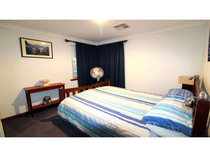 20 Heales Way, Green Head WA 6514