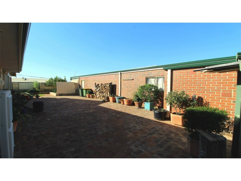 20 Heales Way, Green Head WA 6514