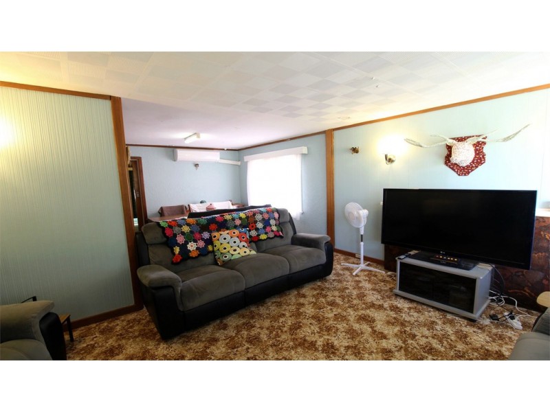 36 Drummond Circus, Cervantes WA 6511