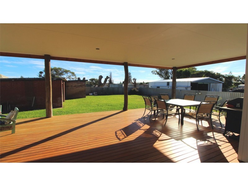 36 Drummond Circus, Cervantes WA 6511