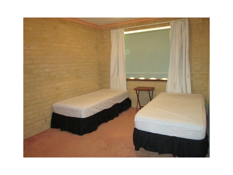 27B Coubrough Place, Jurien Bay WA 6516