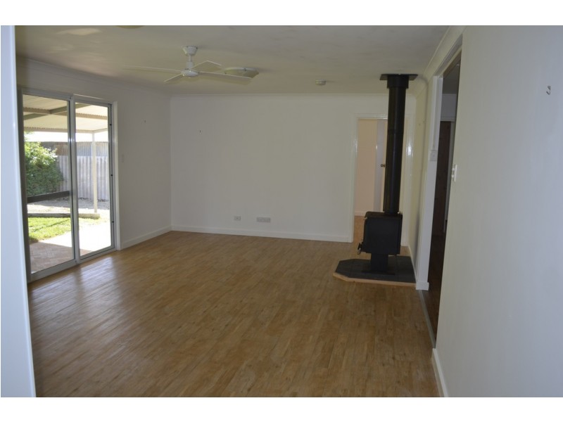 28 Cameron Street, Jurien Bay WA 6516