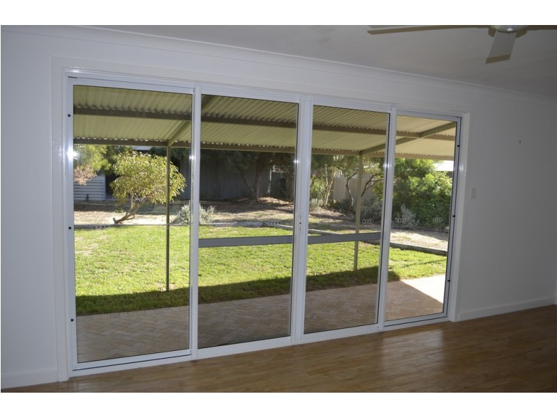 28 Cameron Street, Jurien Bay WA 6516