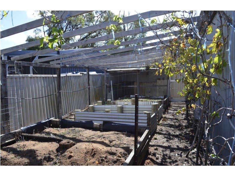 28 Cameron Street, Jurien Bay WA 6516