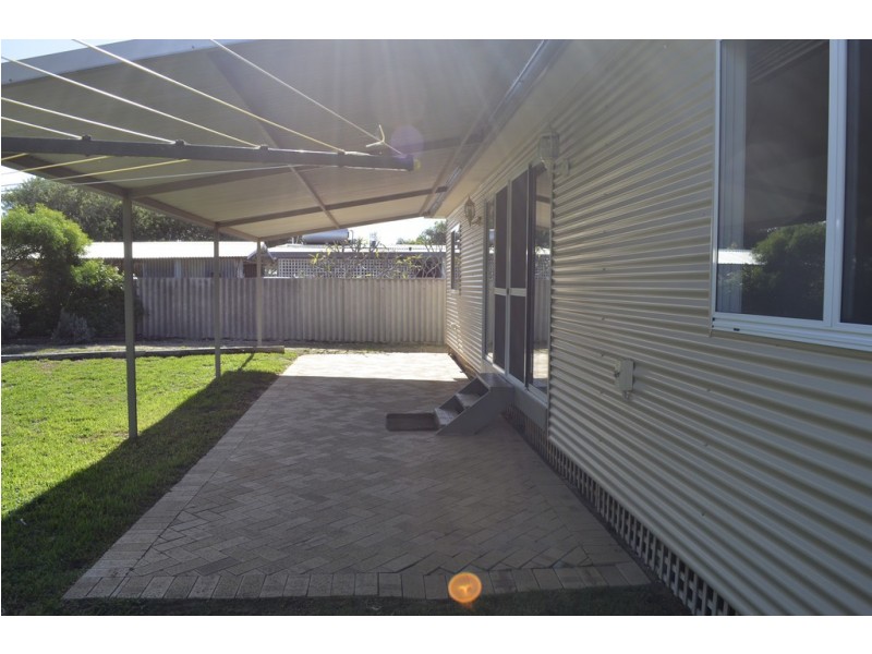 28 Cameron Street, Jurien Bay WA 6516