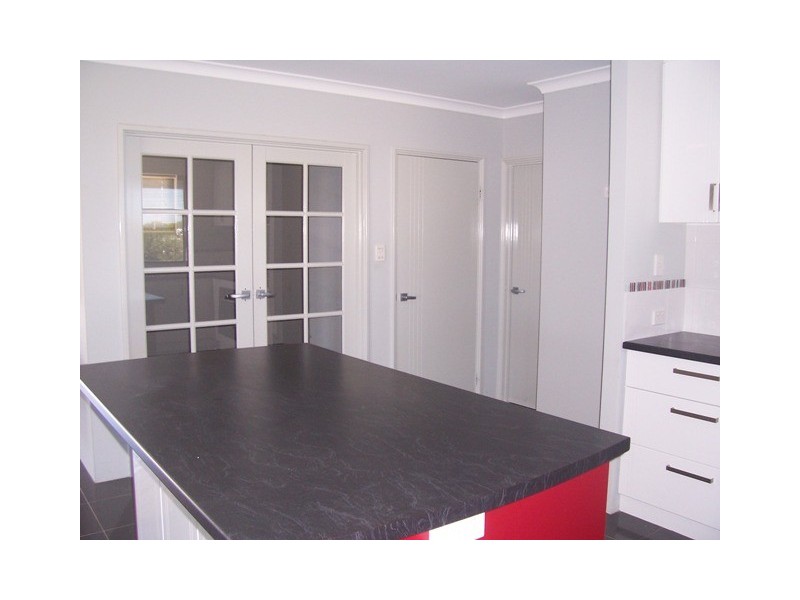 14 Moonlight Crescent, Jurien Bay WA 6516