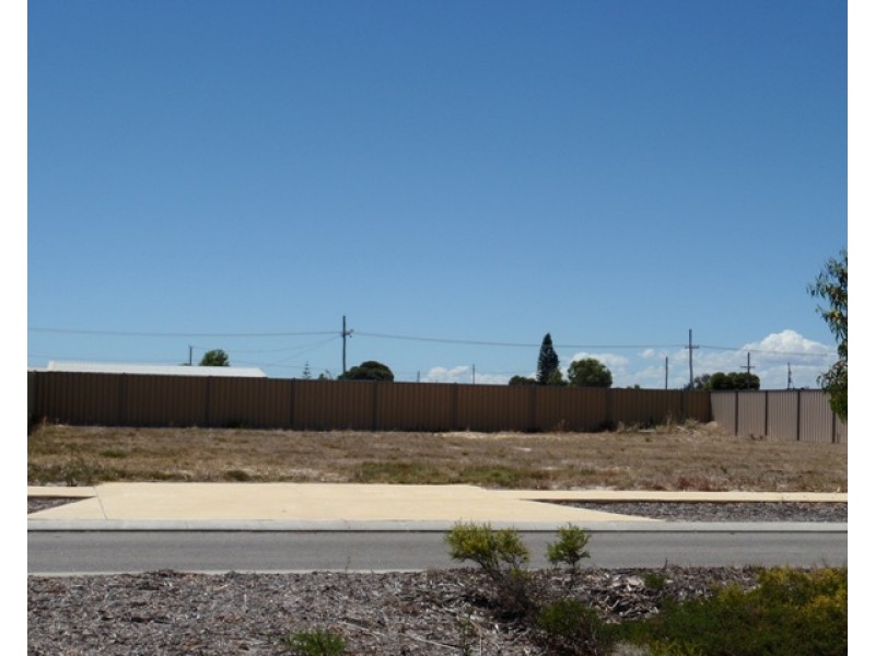 14 Dryandra Boulevard, Jurien Bay WA 6516