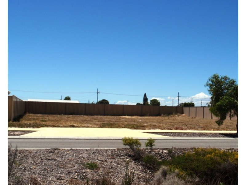 14 Dryandra Boulevard, Jurien Bay WA 6516