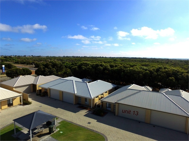 13/5 Moonlight Crescent, Jurien Bay WA 6516