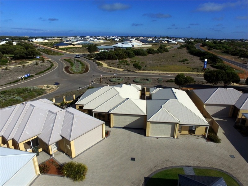 13/5 Moonlight Crescent, Jurien Bay WA 6516