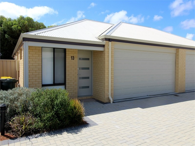13/5 Moonlight Crescent, Jurien Bay WA 6516