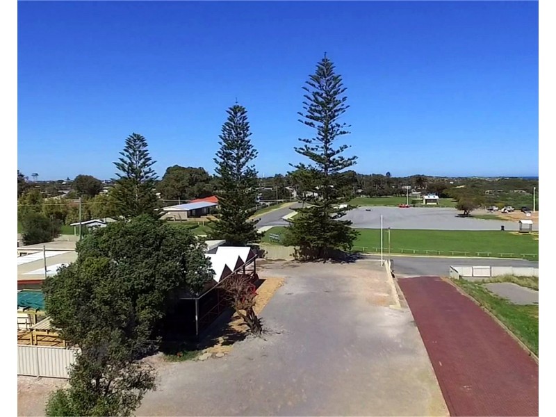 5A Johns Street, Green Head WA 6514