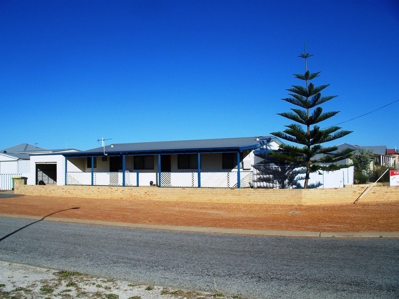 2 Avocet Street, Jurien Bay WA 6516