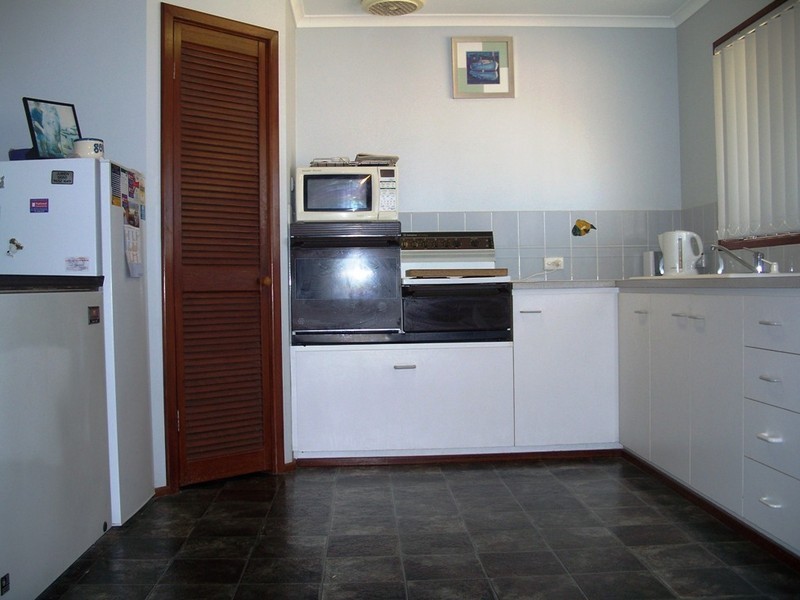 2 Avocet Street, Jurien Bay WA 6516