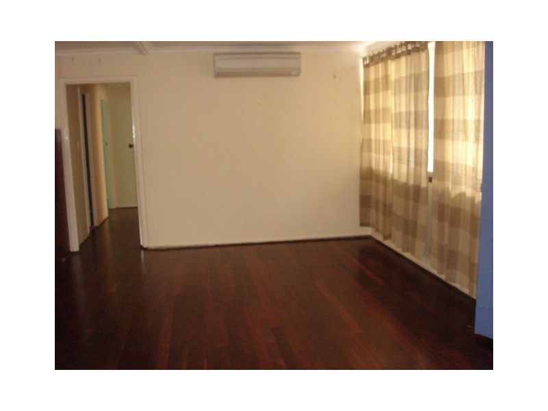 4 Whitfield Road, Jurien Bay WA 6516