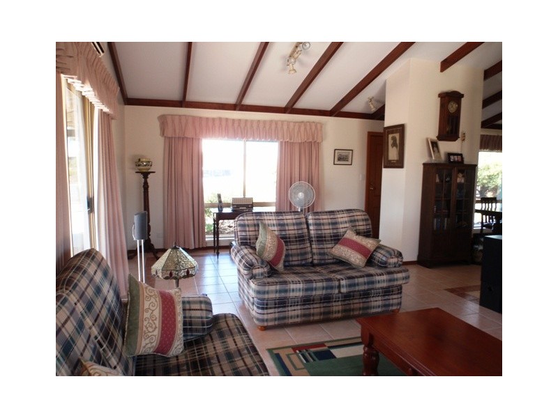 47 Shearwater Drive, Jurien Bay WA 6516