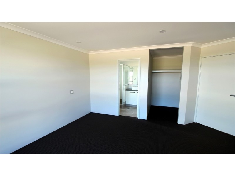 35 Hamelin Avenue, Jurien Bay WA 6516